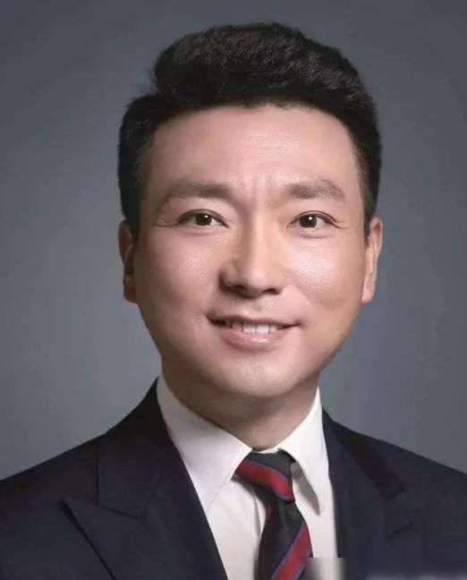 ”到53岁的康辉一生遗憾竟然是一通电话爱游戏app登录万万没想到！坚持“丁克(图2)