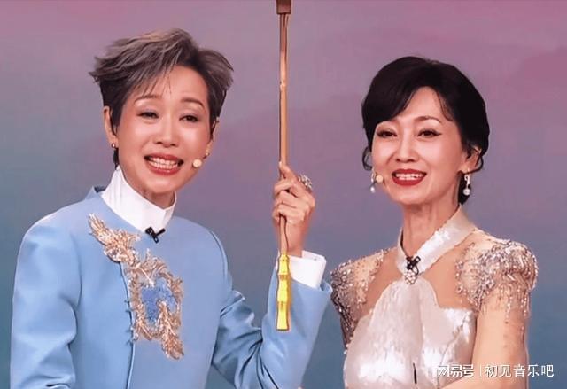 许仙30年后撒糖竟藏惊天秘密爱游戏爱体育神仙售后！白娘子(图6)